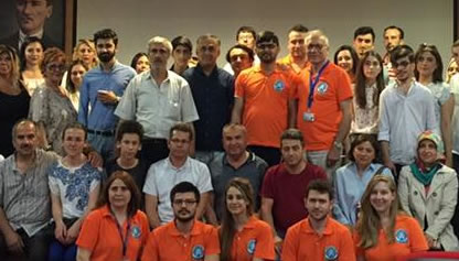 Prof Dr Mustafa Yuksel Dunyadaki Cerrahlari Egitti Simdi Sira Pektus Dernegi Ile Hastalarda